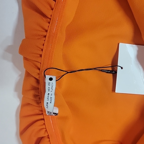 💘🆕️Zara Medium Off-Shoulder Orange Top - Picture 3 of 5